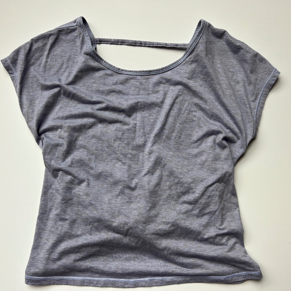 Lululemon Top SZ 2